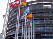 EU-parlamento ne subtenas lingvan diversecon