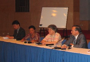 Estraranoj Yu, Gutiérrez, Luin kaj Corsetti en Pekino