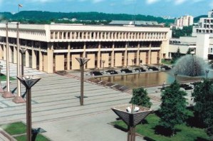La ĉefa konstruaĵo de la litova parlamento,  Sejmo