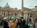 Rainieri Clerici intervjuata. La nova papo bondeziris en Esperanto